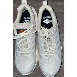 NEW Womens Merrell Moab Flight Carbon Fiber Safety Toe Work shoes, size 9.5